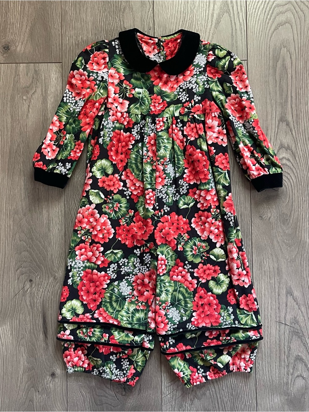 Vintage Plum Pudding Ltd Floral Geranium Print Velvet Collar 3T Jumpsuit Romper